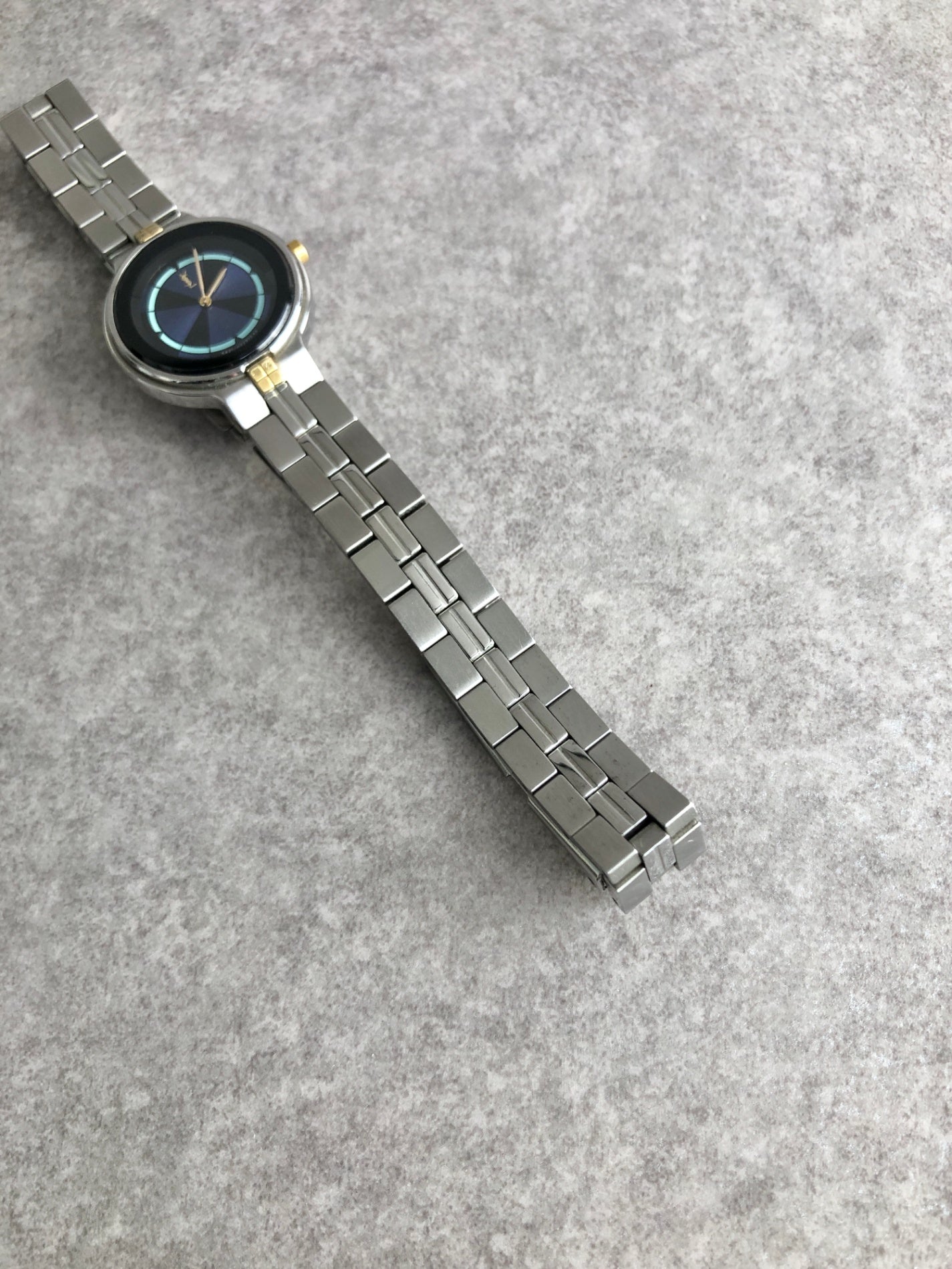 Yves Saint Laurent YSL Logo Quartz Watch Silver×Blue 5421-H13855 Vintage csc6hf