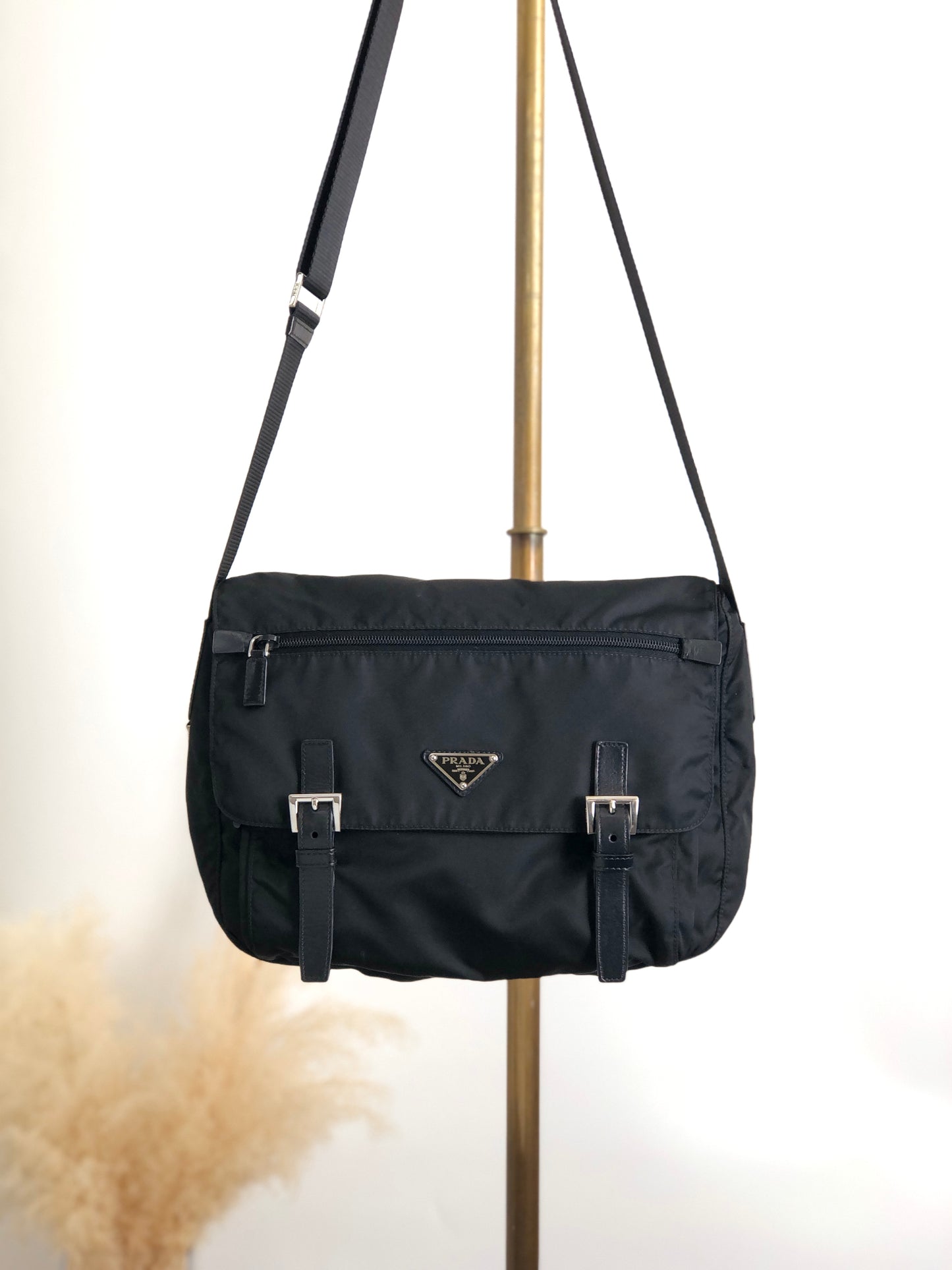 PRADA Tessuto Triangle Logo Shoulder bag Black Vintage zrh5tr