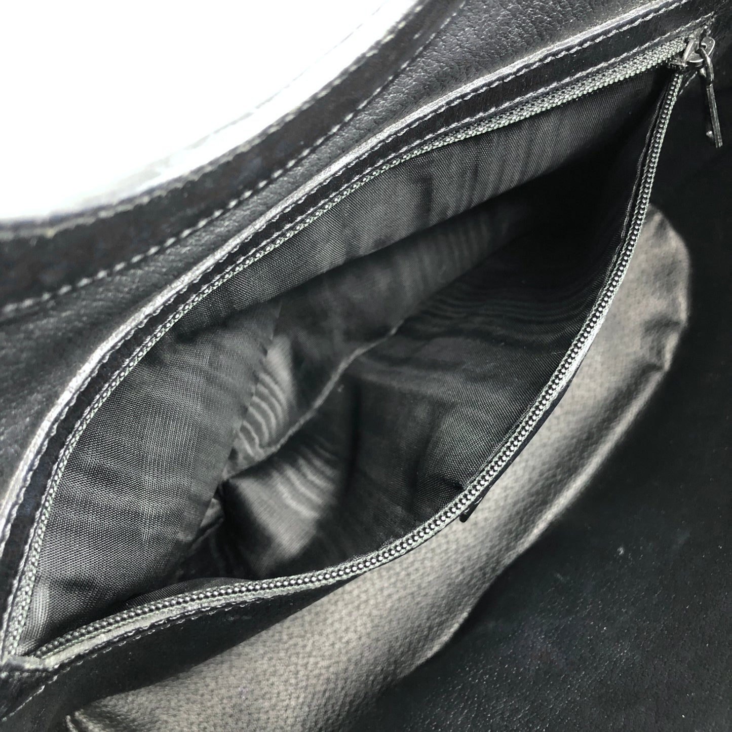 CELINE Macadam Round Handle Handbag Black Vintage dx7xai