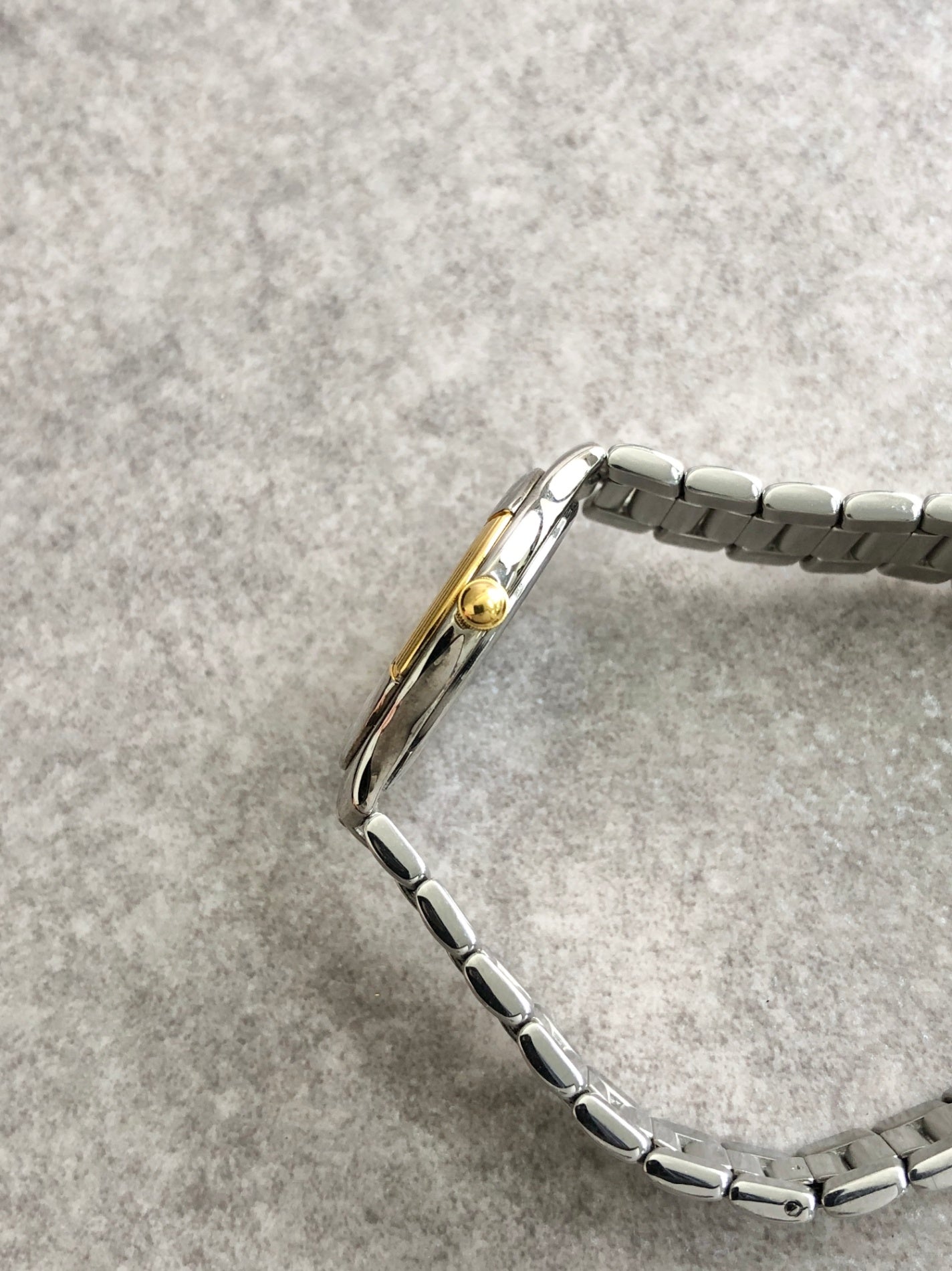 Yves Saint Laurent YSL Logo Quartz Watch Silver 4620-E66661Y Vintage pw6bed
