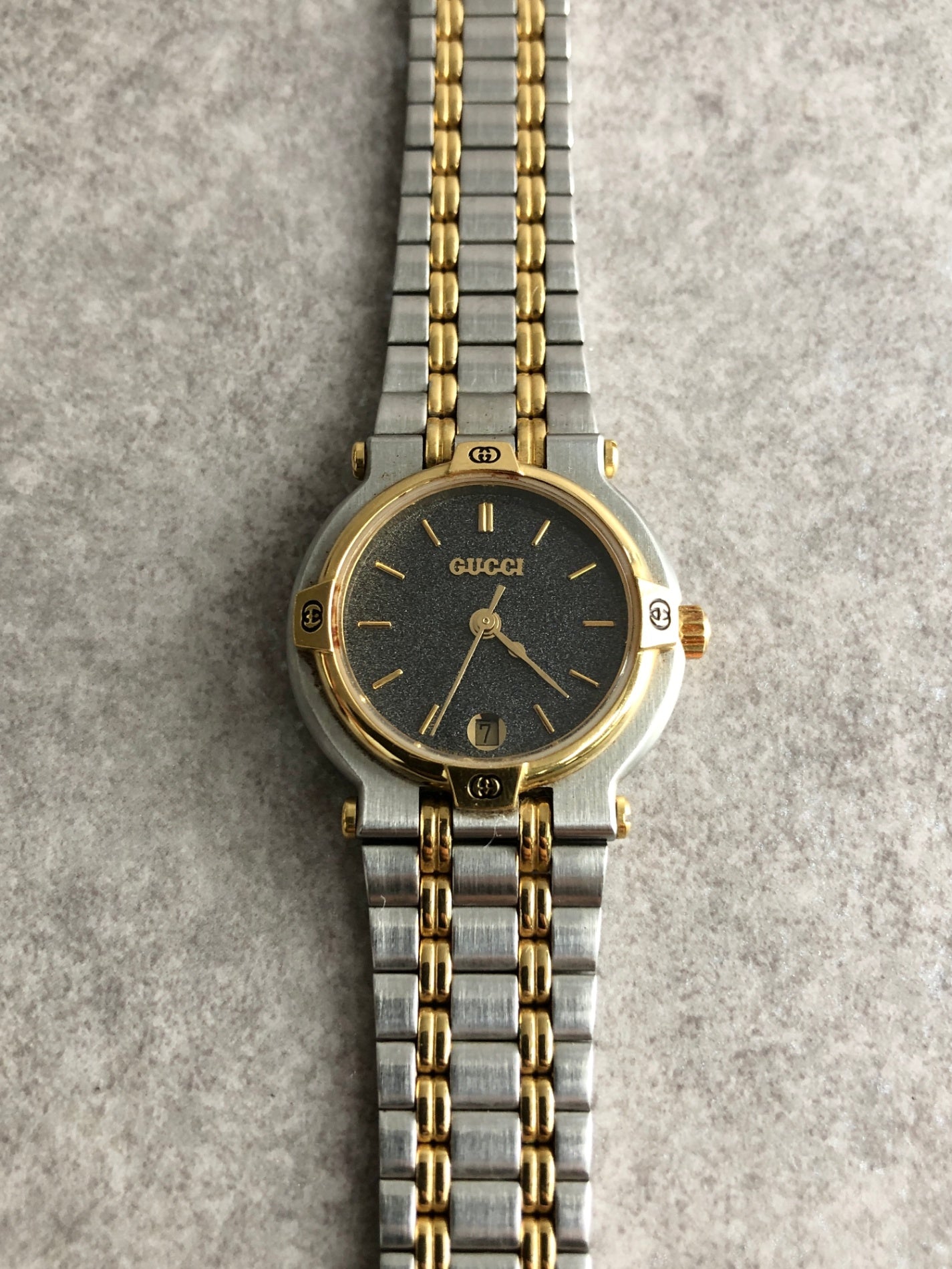 GUCCI Logo Quartz Watch Silver×Gold 9000L Vintage nv7cwc