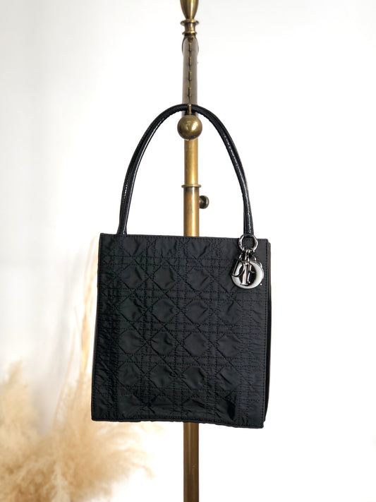 Christian Dior Logo Charm Handbag Black Vintage 3wjsfa