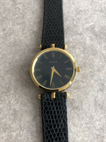GUCCI Logo Watch Gold×Black Vintage 5nk33w
