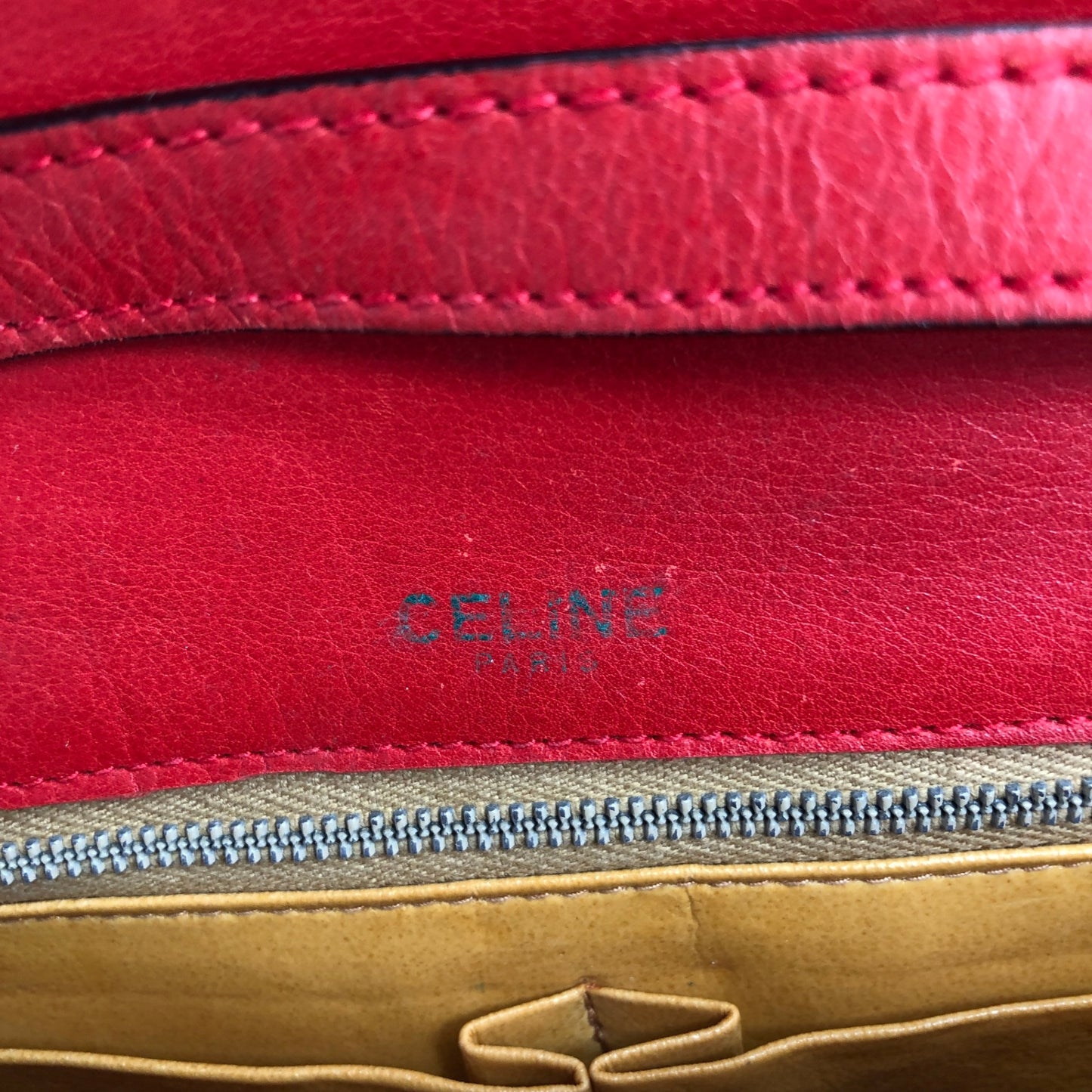 CELINE Blason Shoulder bag Red Vintage mv242g