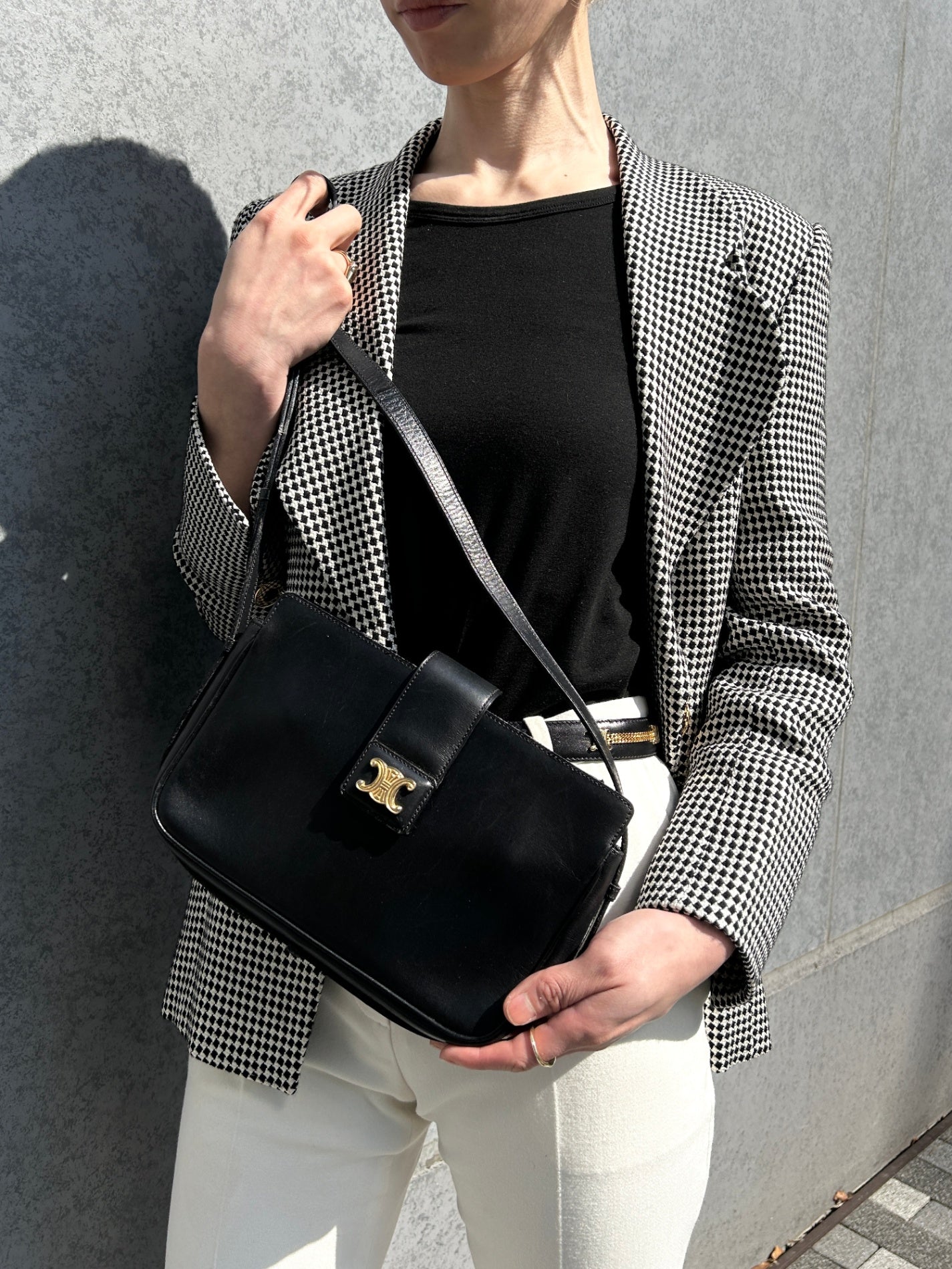 CELINE Triomphe Shoulder bag Black Vintage 5bs5ri