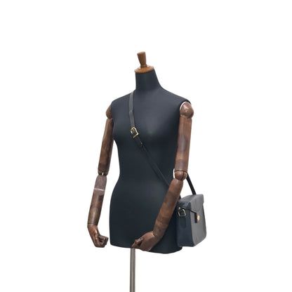 CELINE Horse Carriage Shoulder bag Navy Vintage ahfkd8