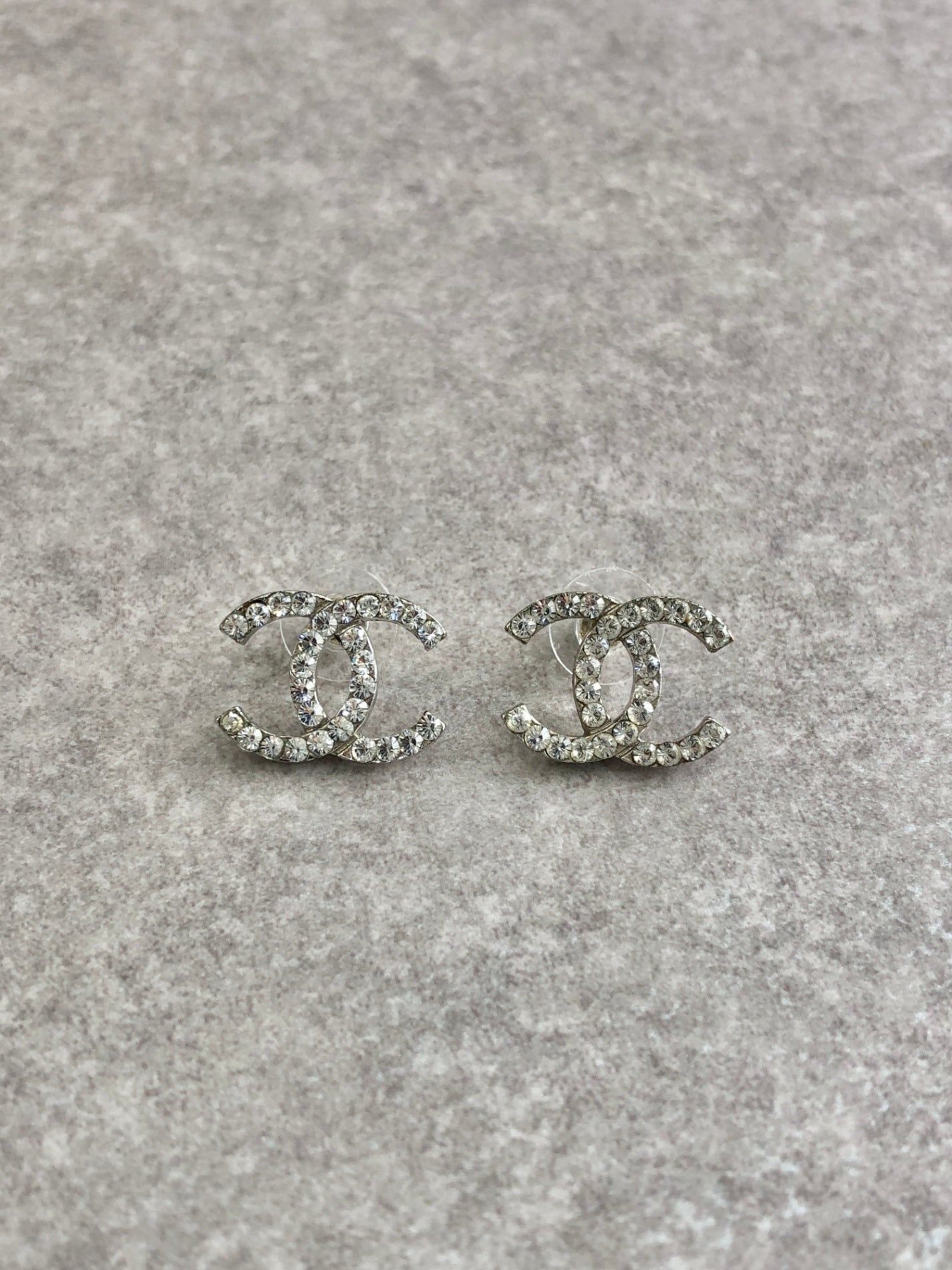 CHANEL Coco Mark Rhinestone Pierced Silver 02/P Vintage a68ci8