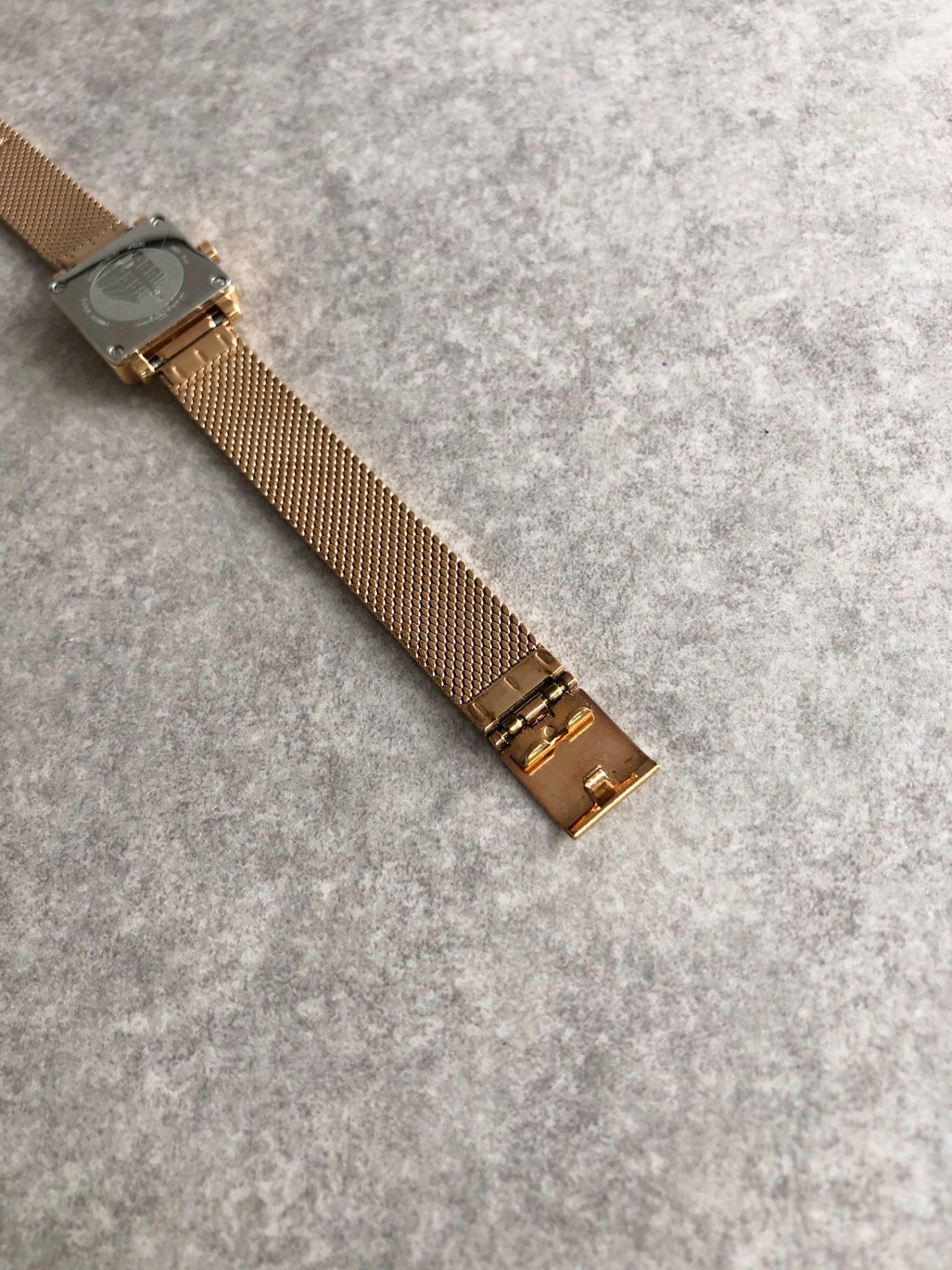 Salvatore Ferragamo Logo Quartz Watch Gold SFBY00219 Vintage bvgk3y