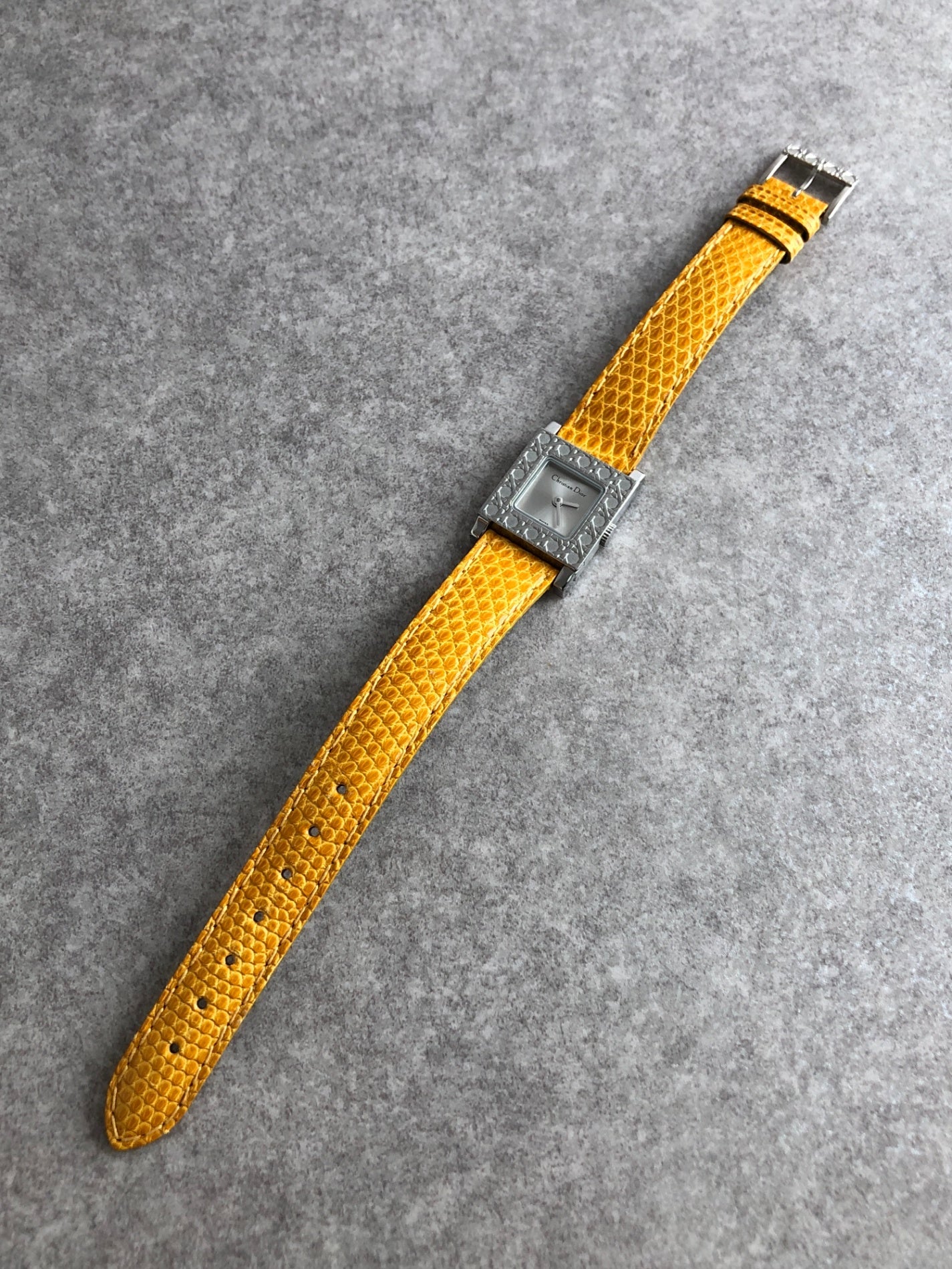 Christian Dior Quartz Watch Beige D60-109 Vintage y725yt