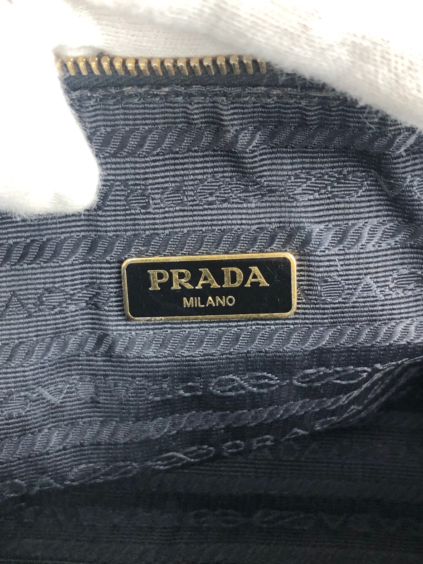 PRADA Logo Small Chain Handbag Navy Vintage vycuvh