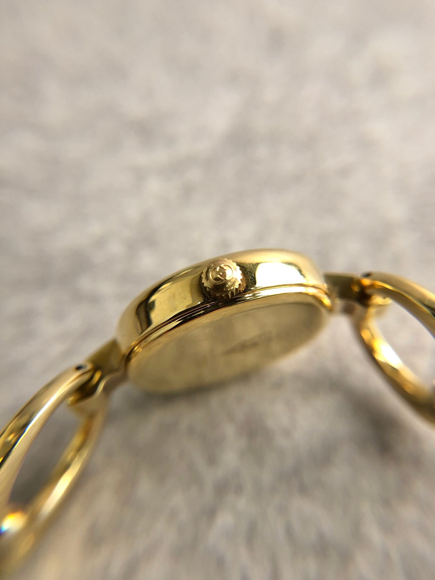 GUCCI Quartz Watch Gold 1600 Vintage 2iuhts