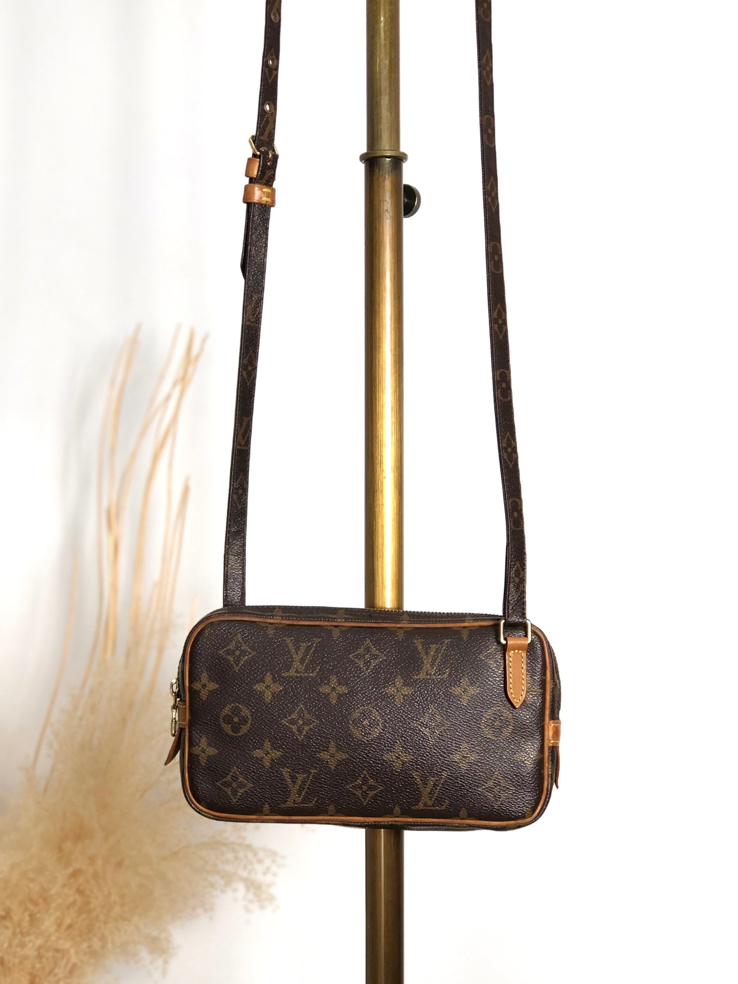 LOUIS VUITTON Monogram Shoulder bag Brown Vintage u4jnak