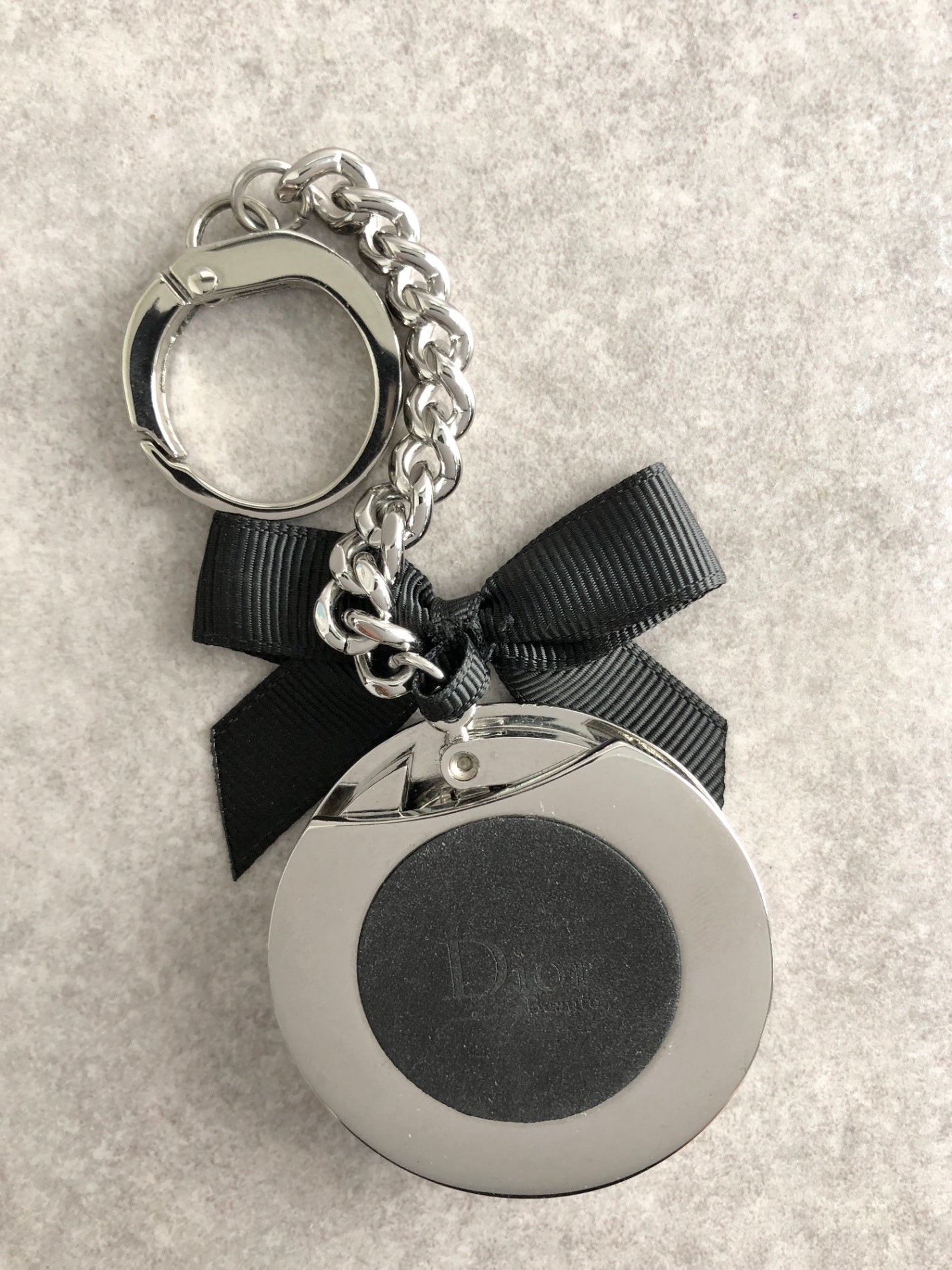 Christian Dior Logo Motif Charm Silver Vintage yjmmyp