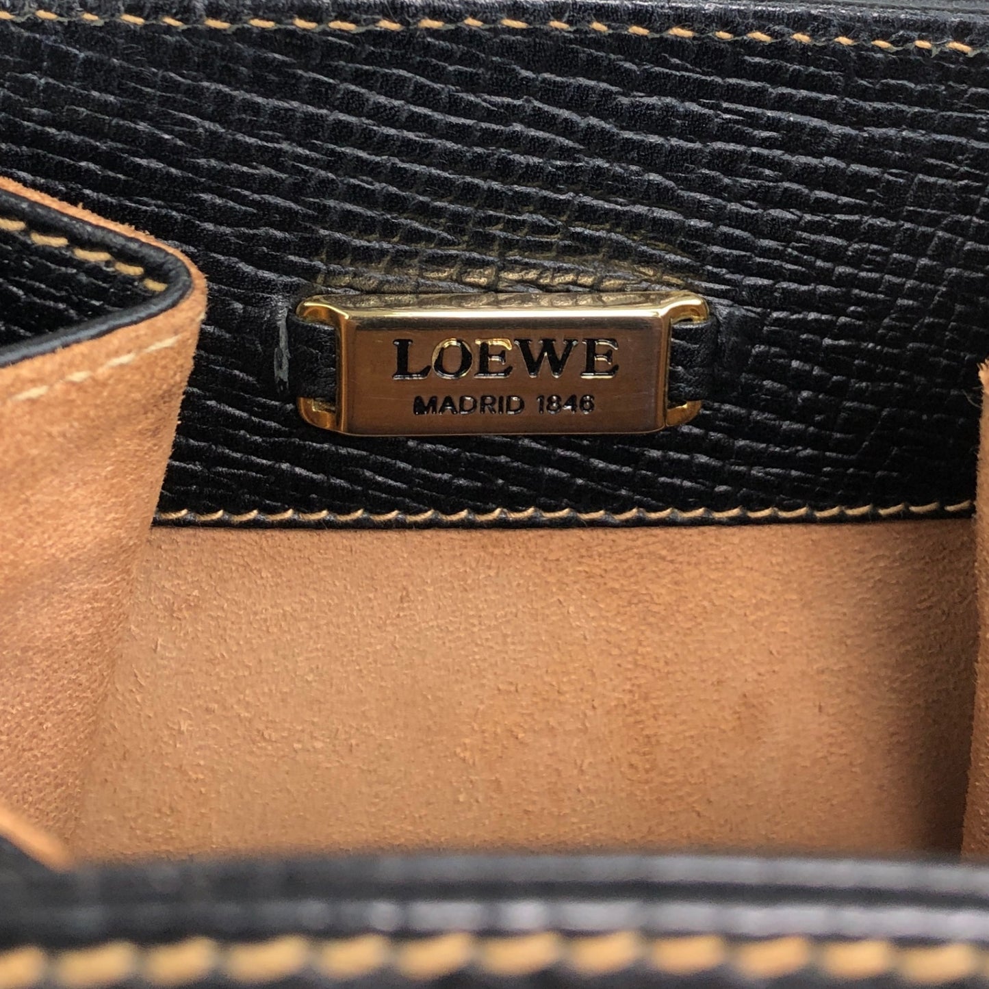 LOEWE Logo Turn Lock Shoulder bag Black Vintage 4uy7z7