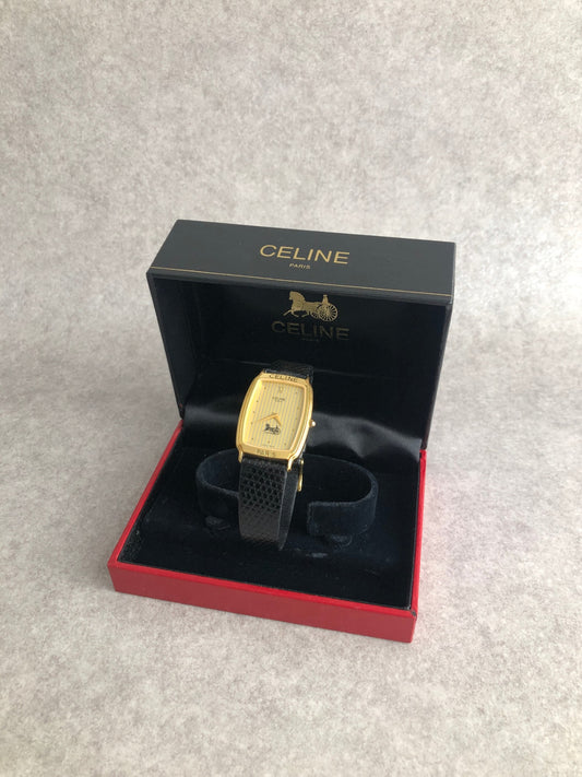 CELINE Horse Carriage Watch Gold×Black Vintage 4c7zjb