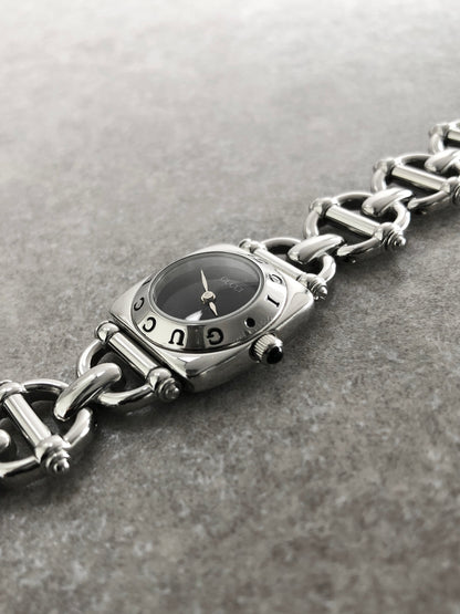 GUCCI Logo Quartz Watch Silver 6400L Vintage kph2tw
