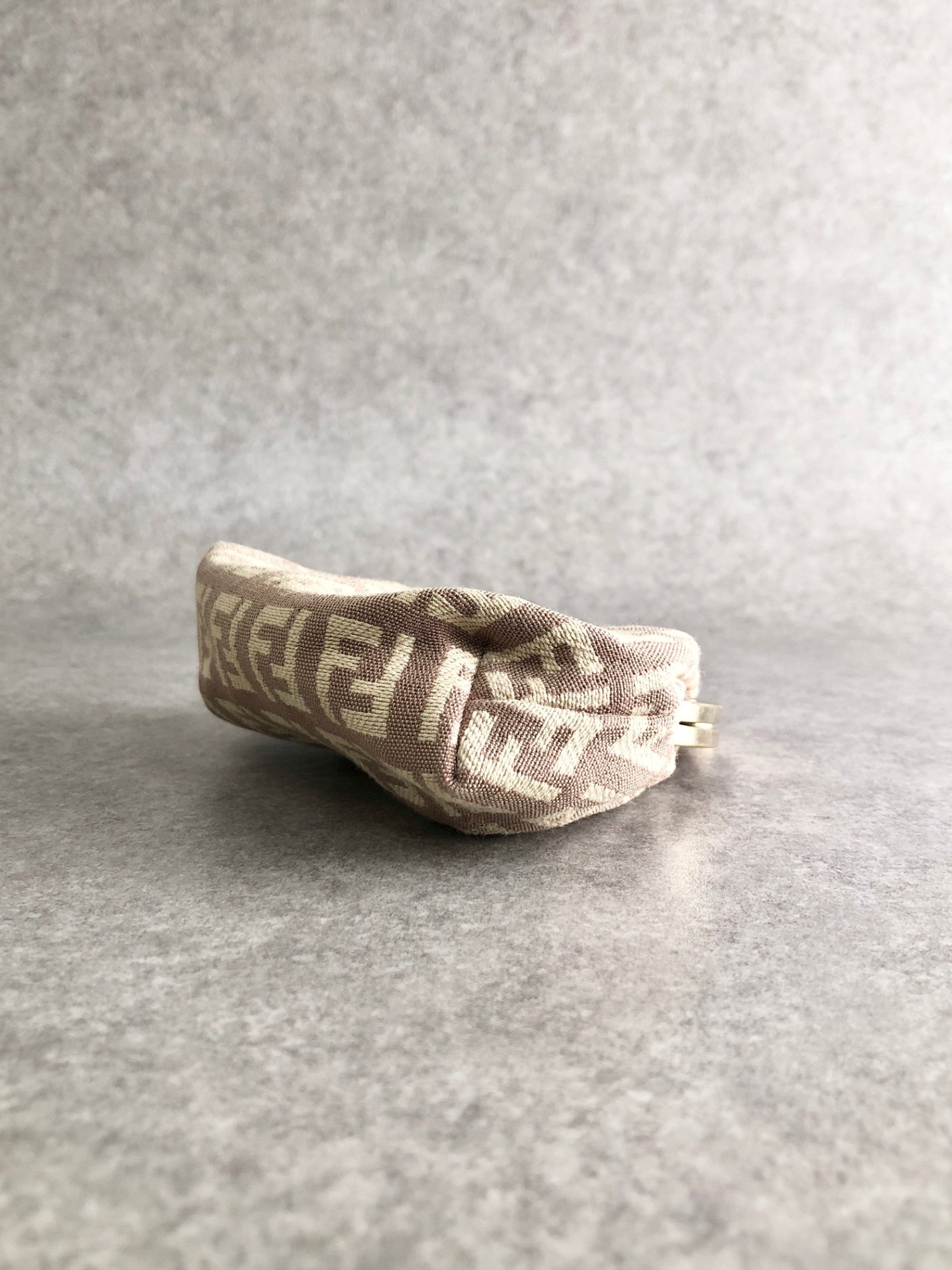 FENDI Zucca Logo Metal Clasp Coin Purse Brown Vintage vawx3g