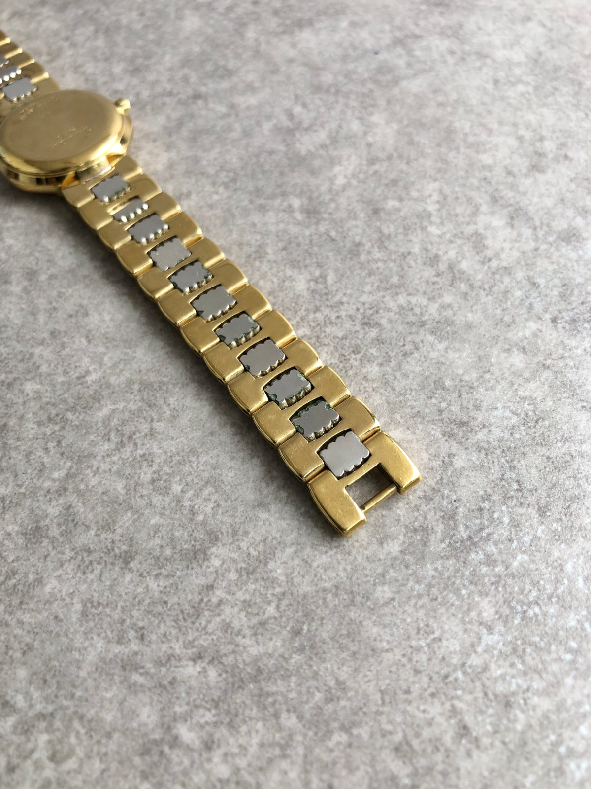 Christian Dior Logo Octagon Quartz Watch Gold D48⁻133 Vintage y8i88y
