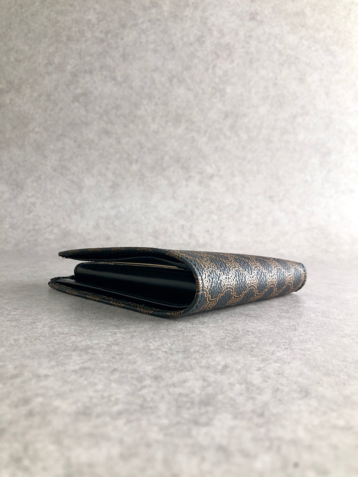 CELINE Macadam Folded Wallet Black Vintage 7fbb7k