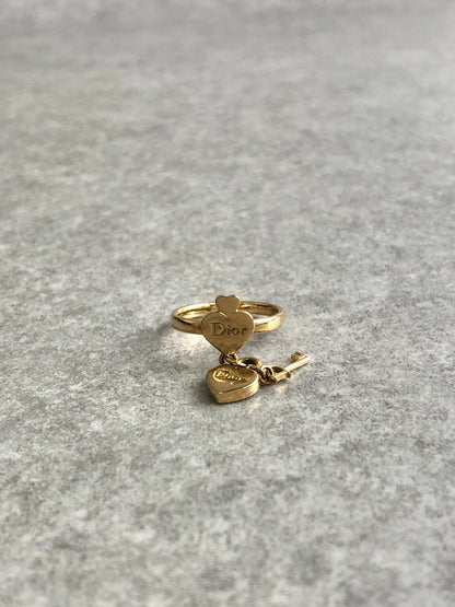 Christian Dior Heart Motif  Ring Gold Vintage 6kjsx4