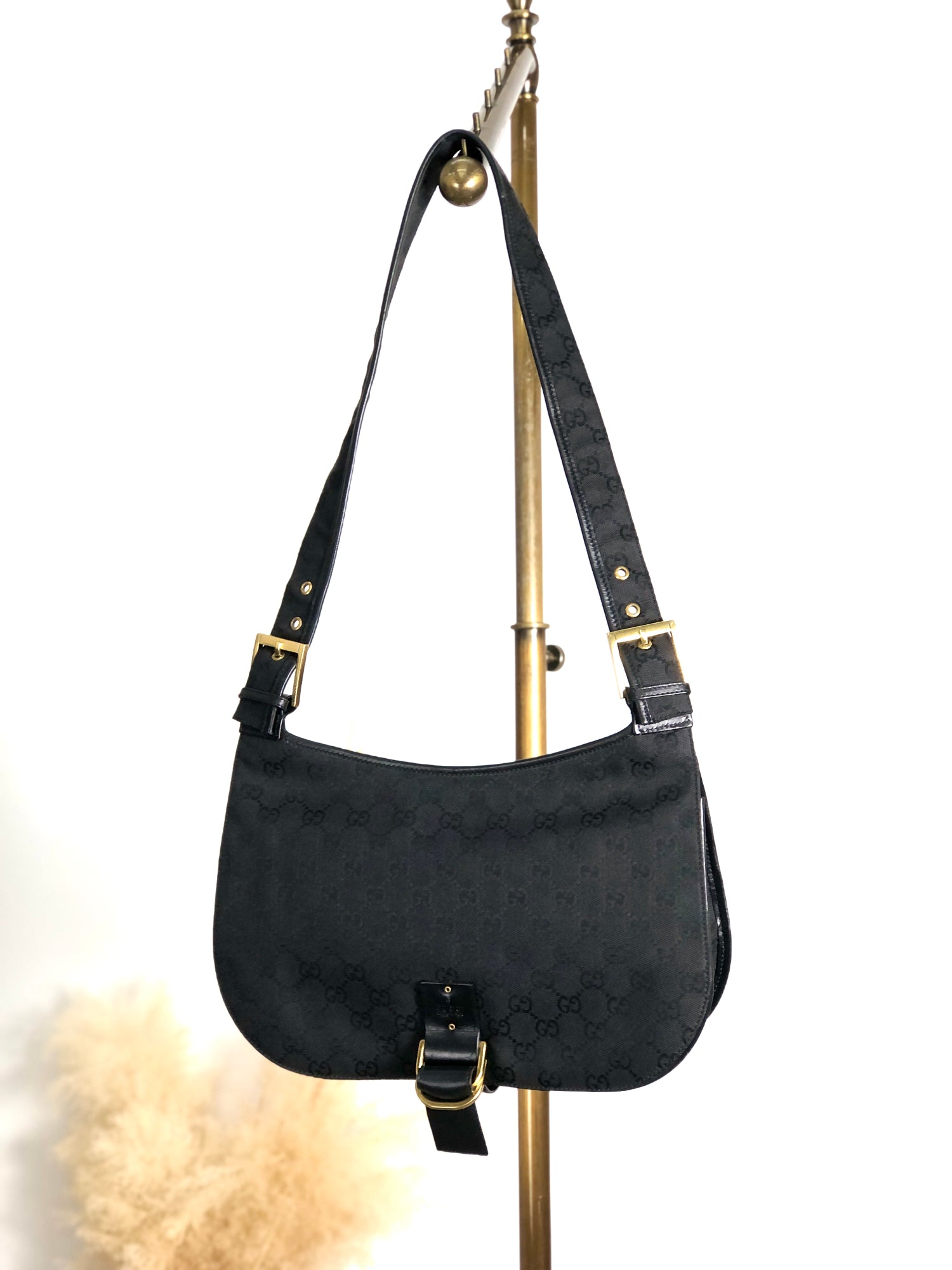 バッグ OLD GUCCI LOGO LEATHER SHOULDER BAG s-l1200.jpg