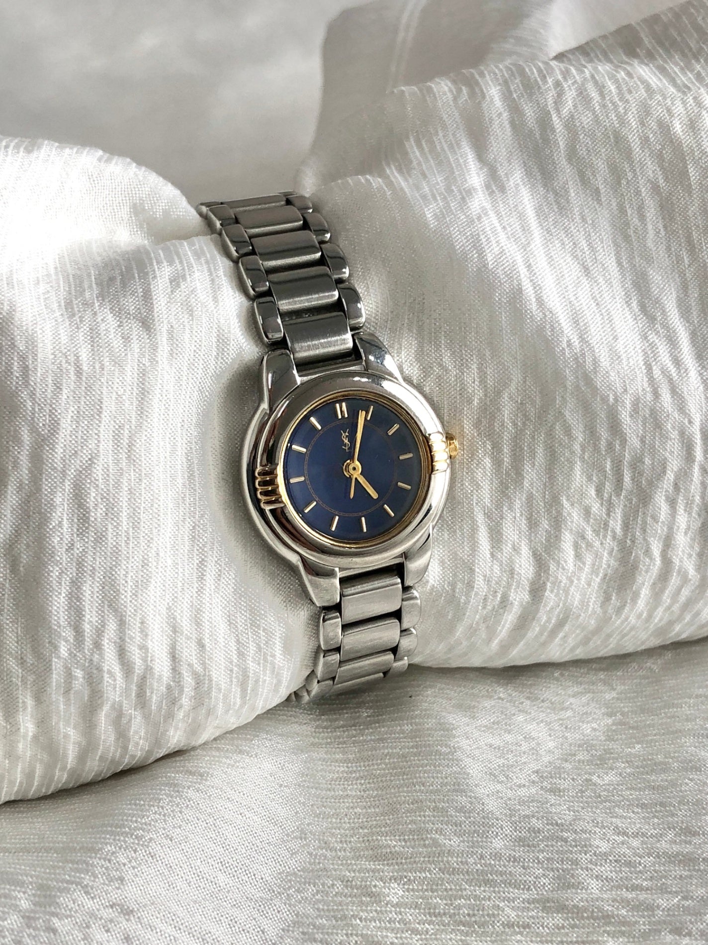 Vintage Yves Saint Laurent | VintageShop solo
