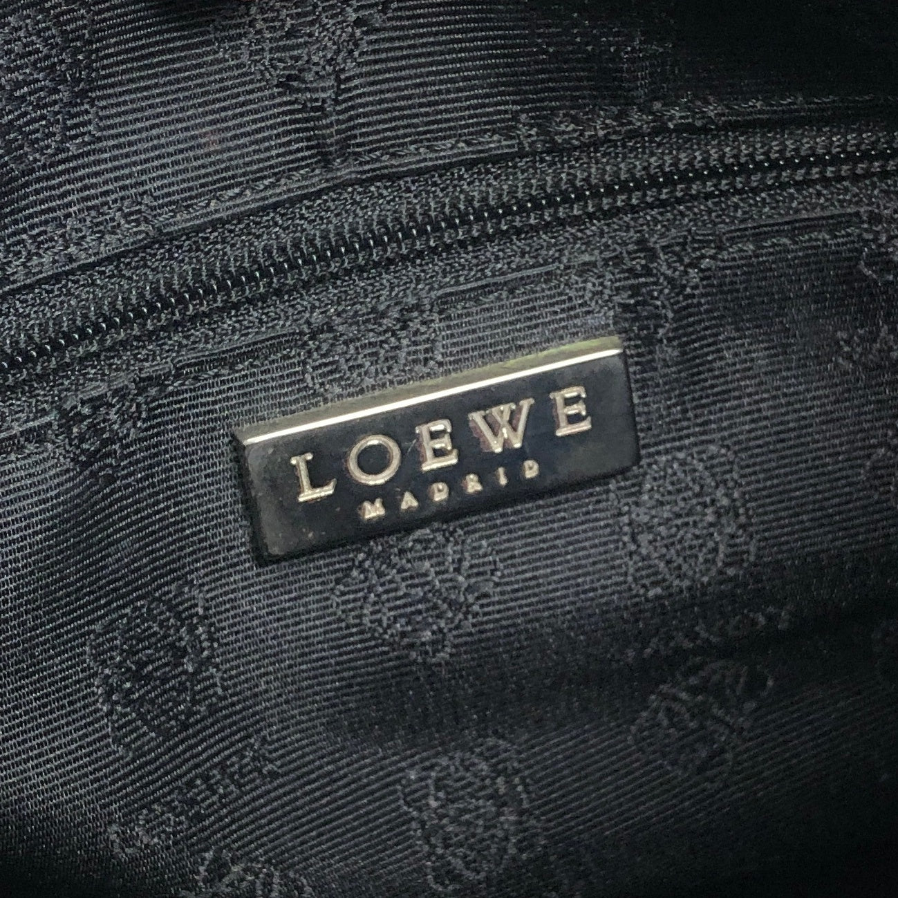 LOEWE Logo Embossed Round  Shoulder bag Hobobag Beige Vintage udejma