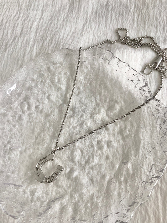 Christian Dior Logo Horseshoe Necklace Silver Vintage 7tfa27