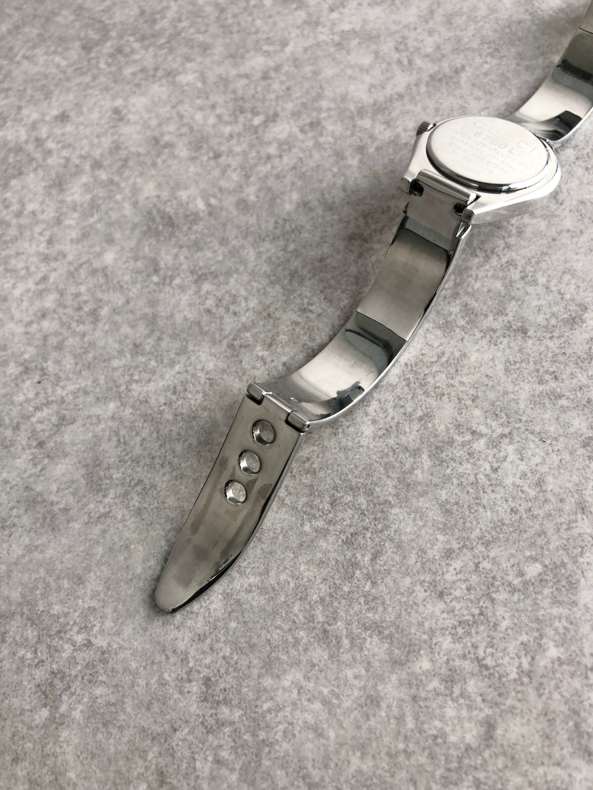 GUCCI Logo Quartz Watch Silver 6700L Vintage 7uaka3