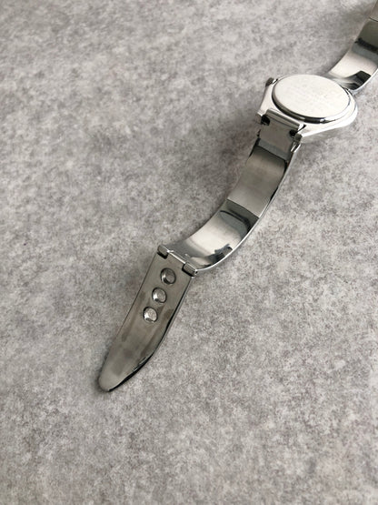 GUCCI Logo Quartz Watch Silver 6700L Vintage 7uaka3
