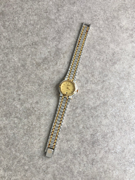 GUCCI Logo Quartz Watch Gold×Silver 9000L Vintage hsae4p