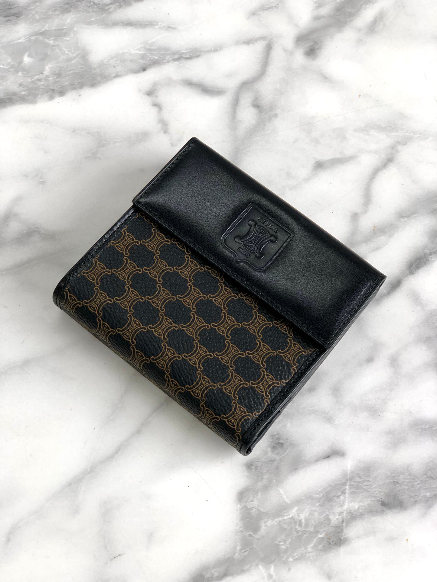 CELINE Macadam Blason Folded Wallet Black Vintage xtw4xv