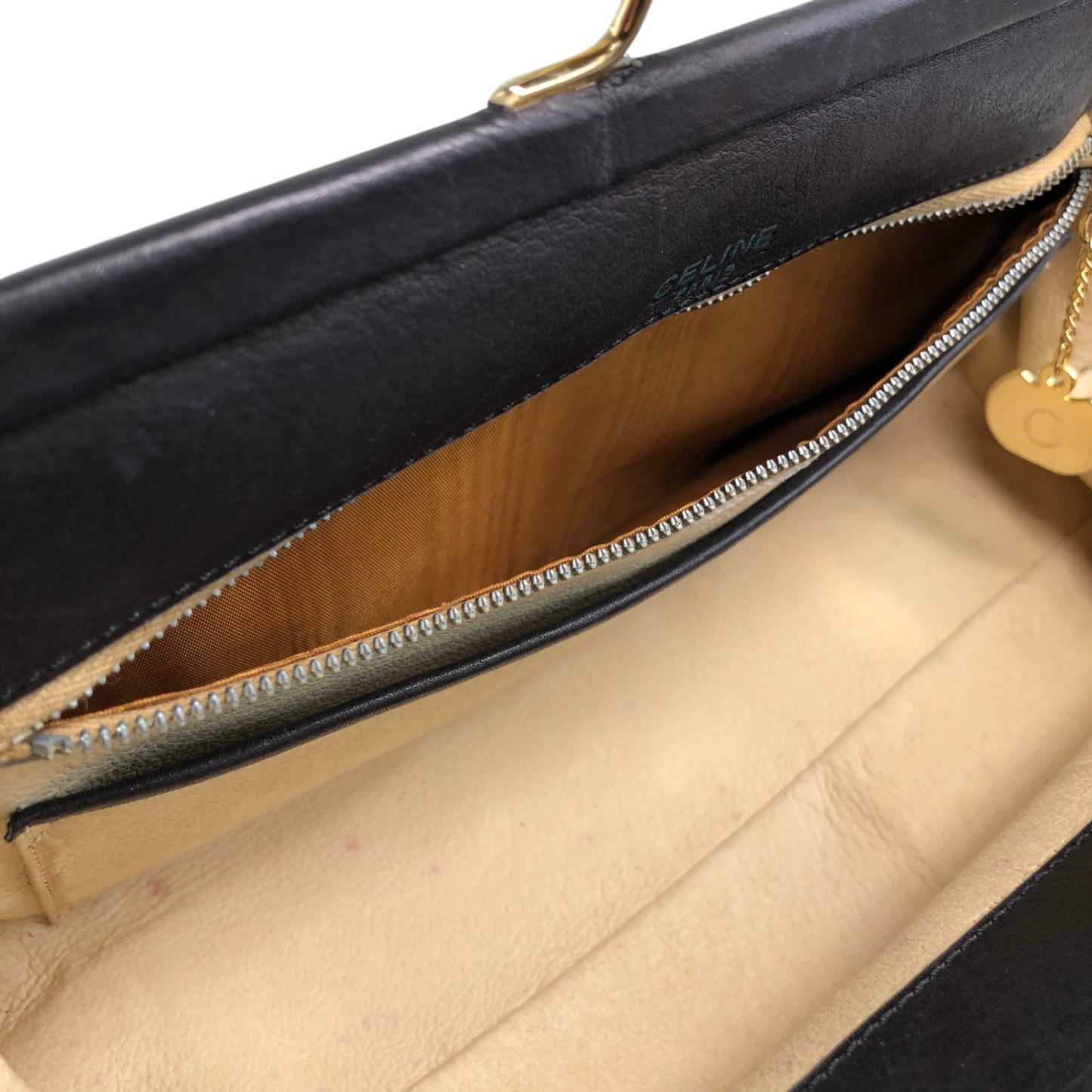 CELINE Triomphe Metal Closure Shoulder bag Black Vintage vxya2a