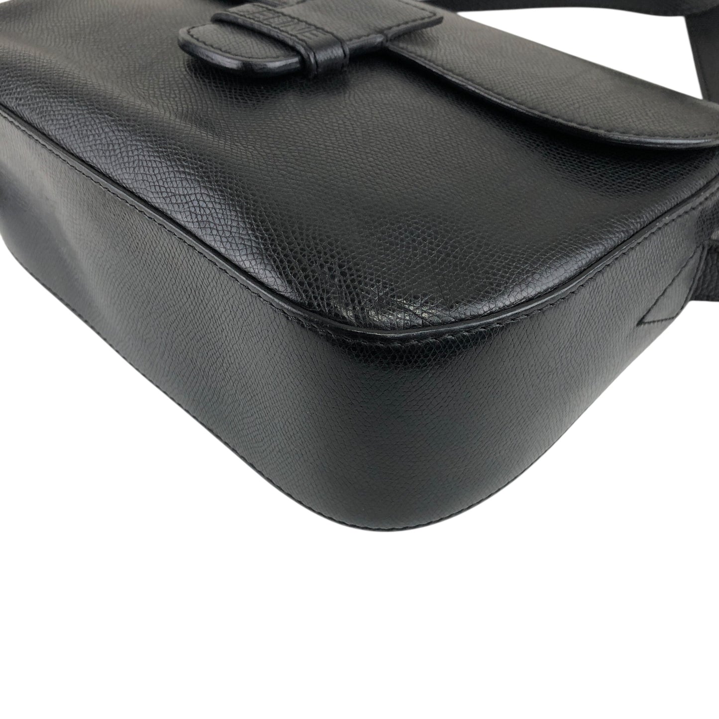 CELINE Logo Embossed Shoulder bag Black Vintage 4r7t24