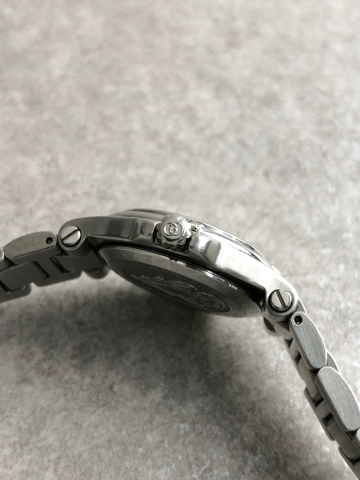 GUCCI Logo Quartz Watch Silver×Black 9040L Vintage z3cdyu