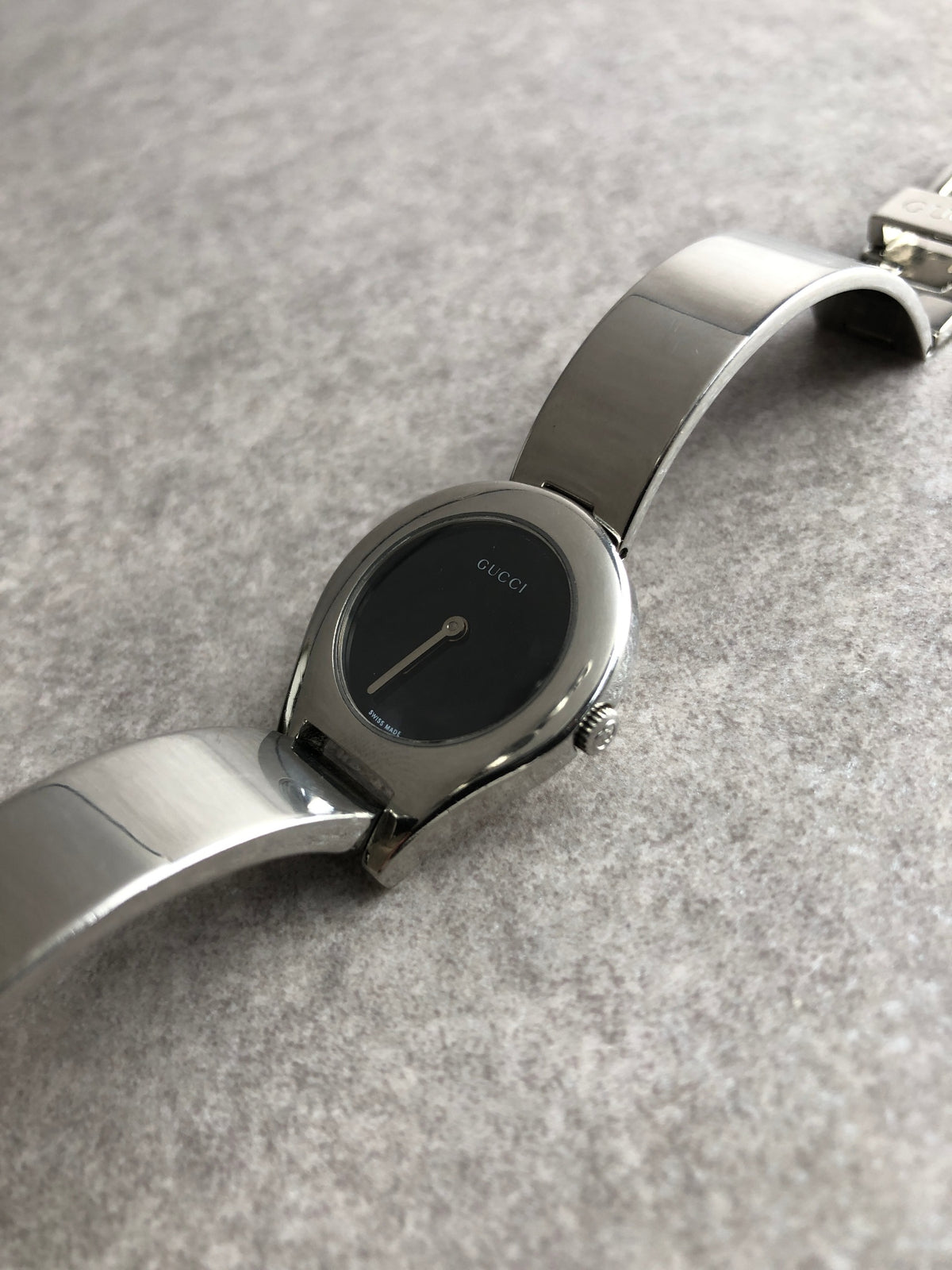 GUCCI Logo Quartz Watch Silver 6700L Vintage 7uaka3