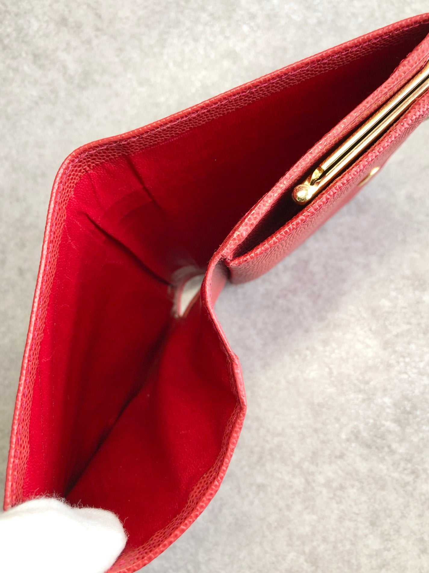 CELINE Triomphe 金屬扣折疊錢包 紅色復古 ab46v7