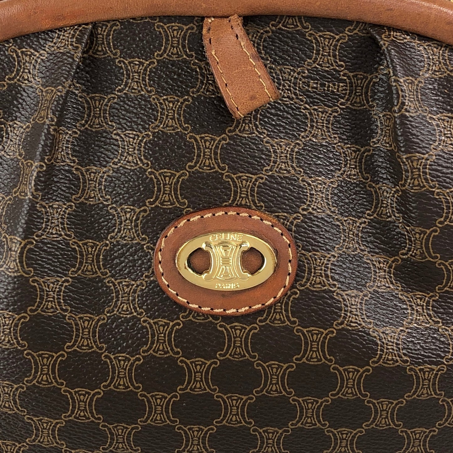 CELINE Macadam Metal Closure Chain Shoulder bag Brown Vintage tfpb4s