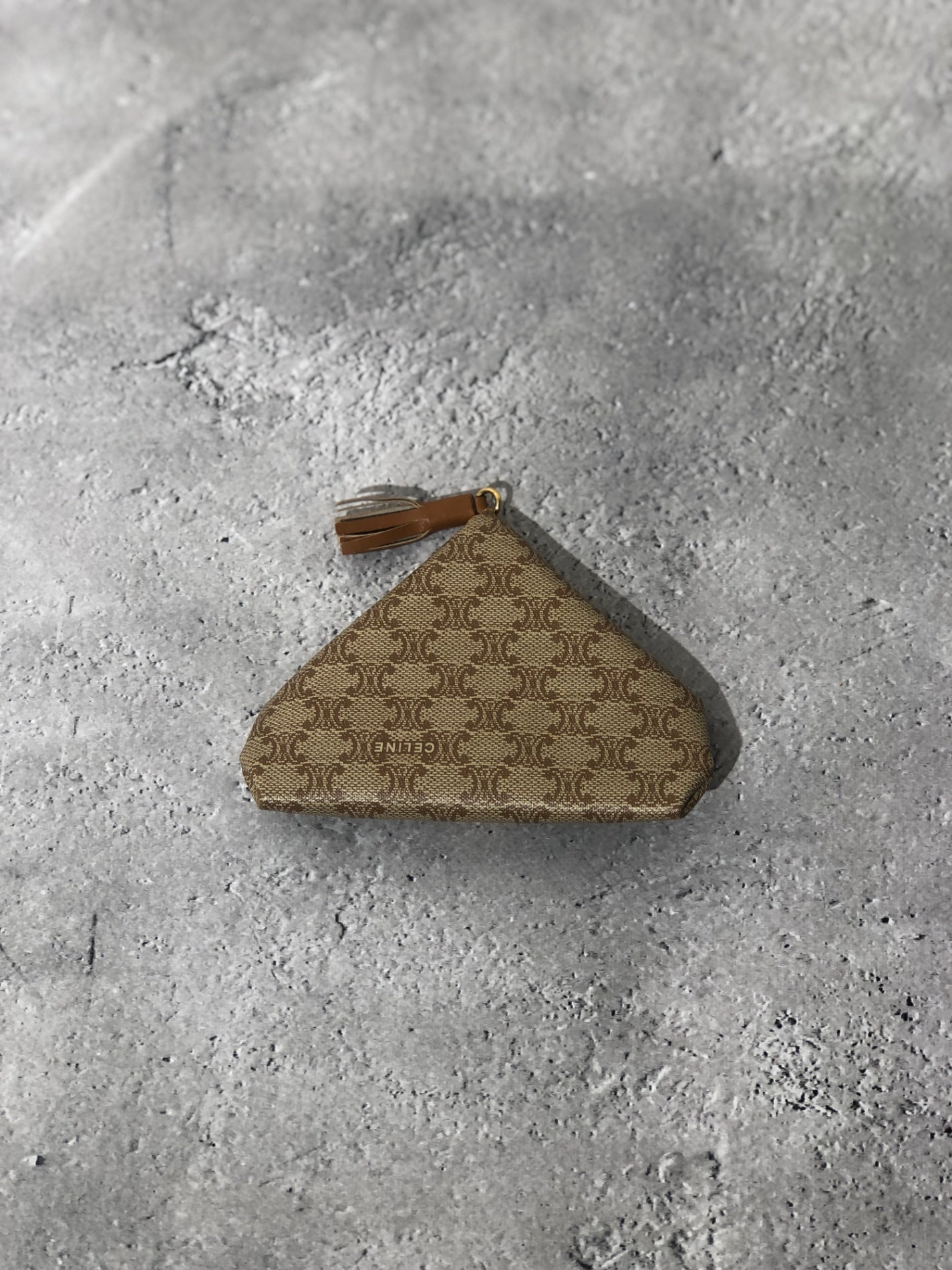 CELINE Macadam Triangle Tassel Coin Purse Beige Vintage hrth5j