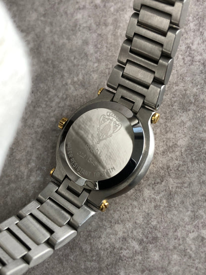 GUCCI Logo Quartz Watch Silver×Gold 9000L Vintage rttj33