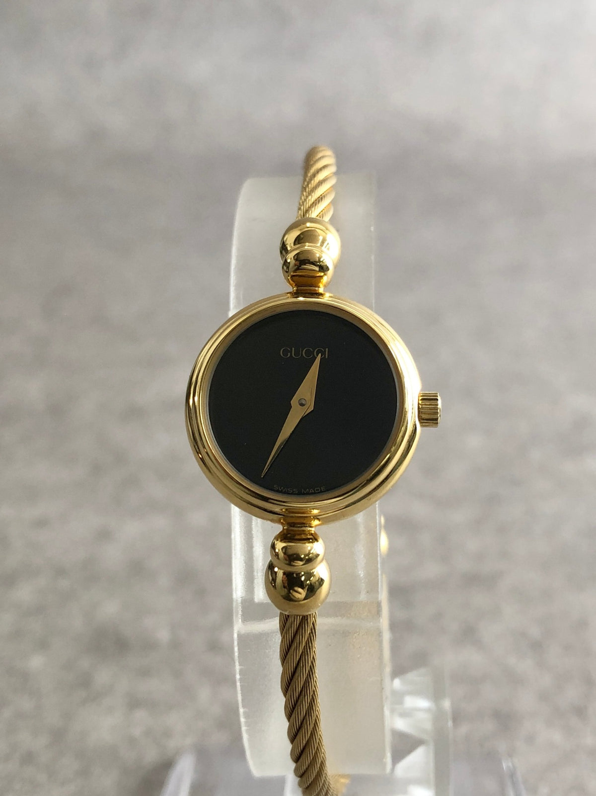 GUCCI Logo Bangle Quartz Watch Gold Vintage de3i84