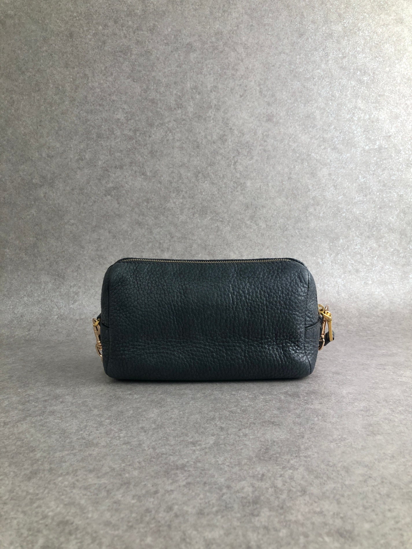 PRADA Logo Small Chain Handbag Navy Vintage vycuvh