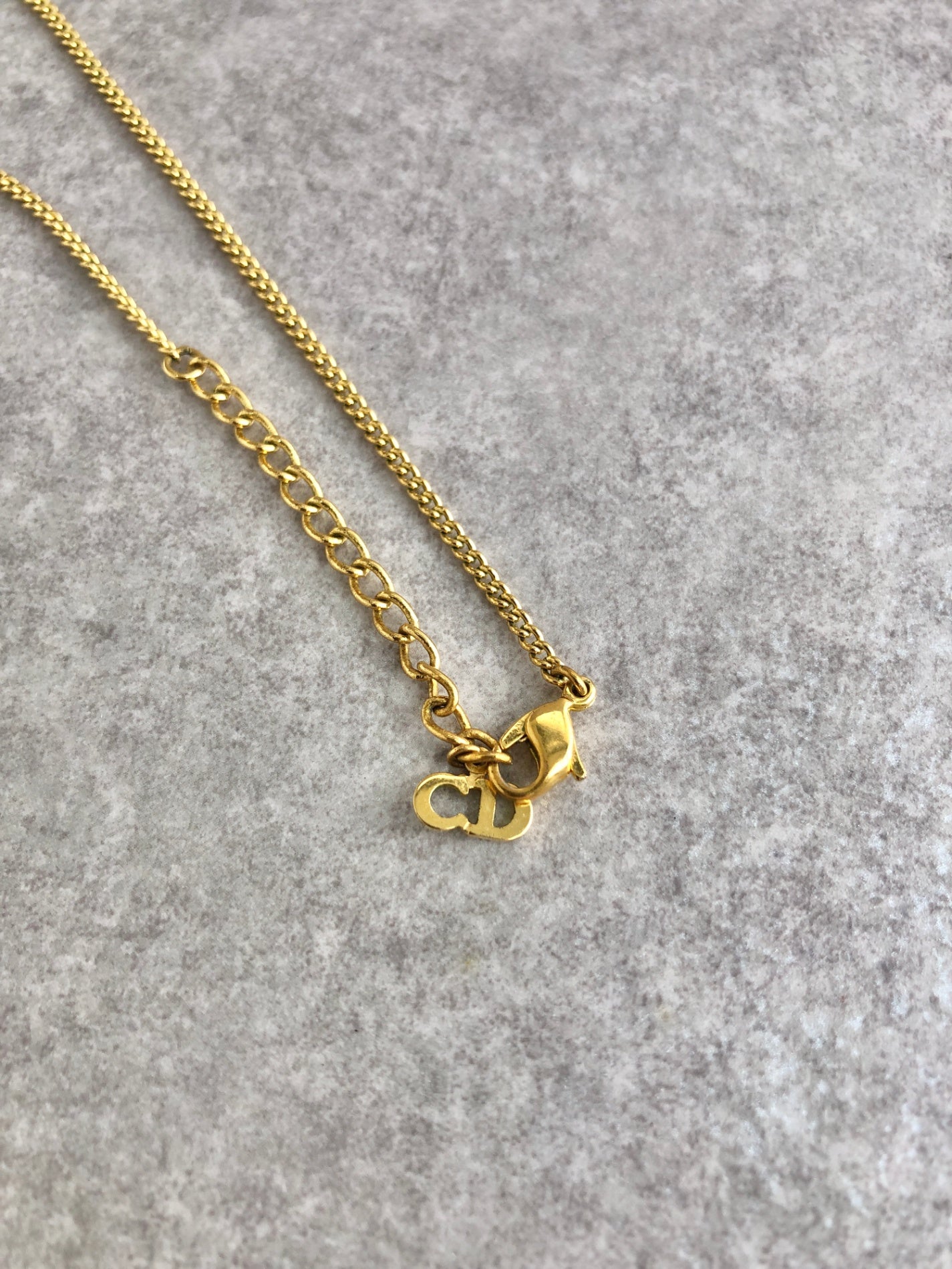 Christian Dior Logo Charm Necklace Gold Vintage 67xyih