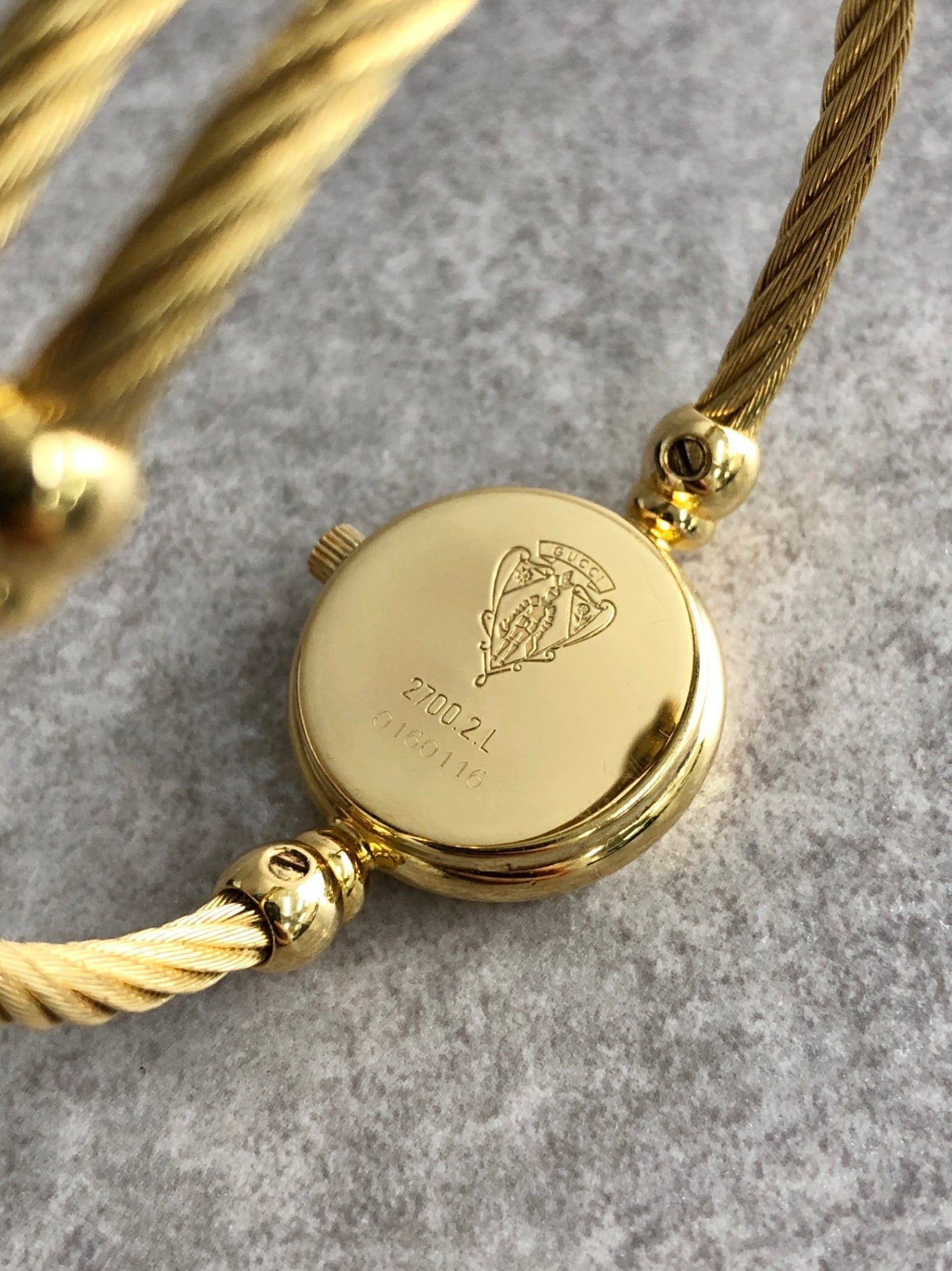 GUCCI Logo Bangle Watch Gold Vintage ngrkgb