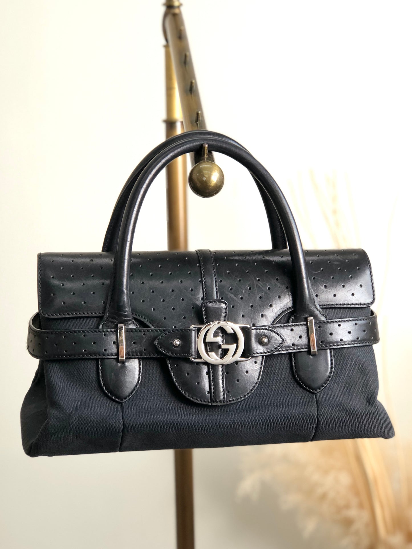 GUCCI Interlocking Logo Handbag Black Vintage 3k28tr