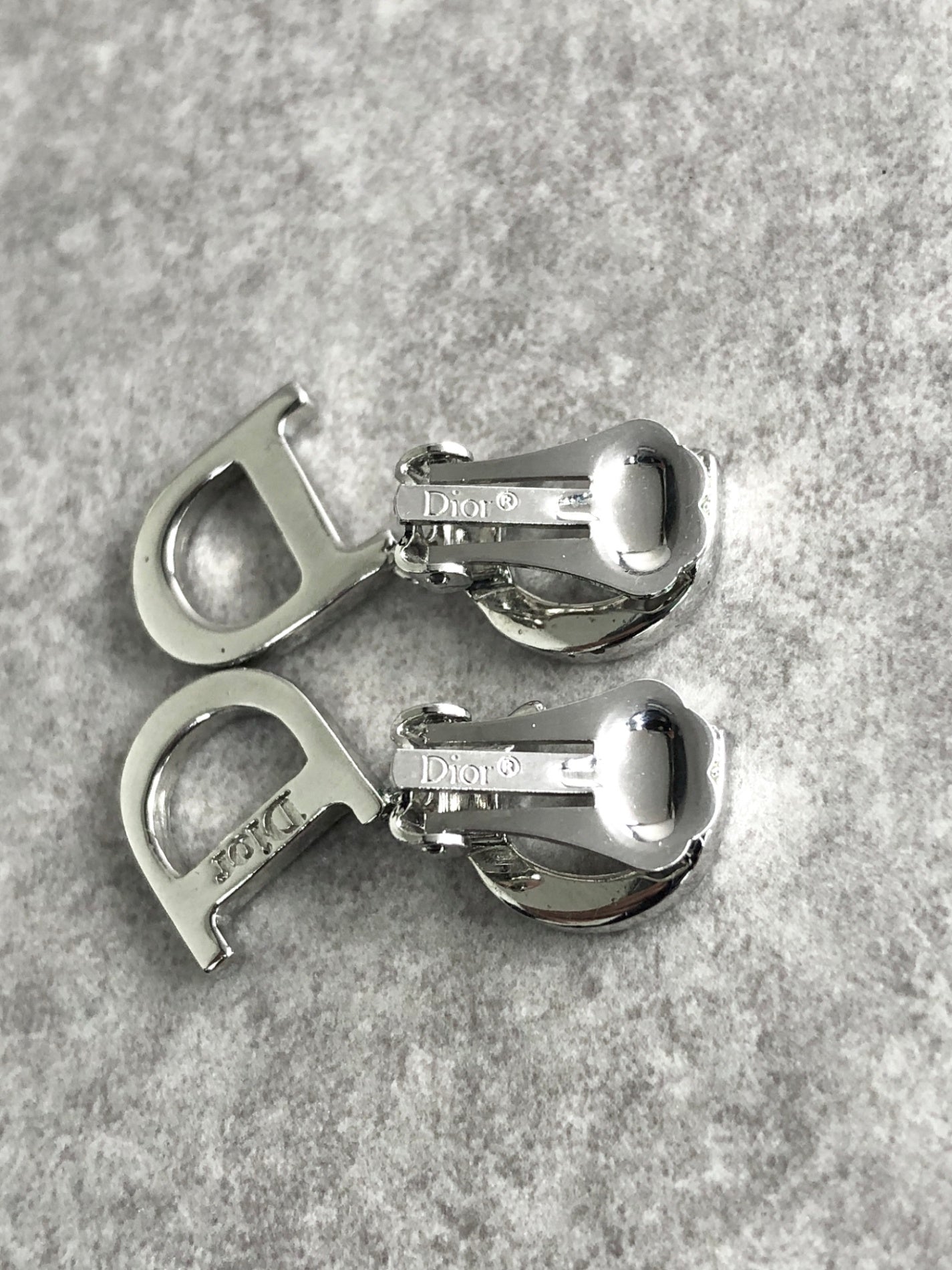 Christian Dior CD Logo Rhinestone Earrings Silver Vintage ztahea