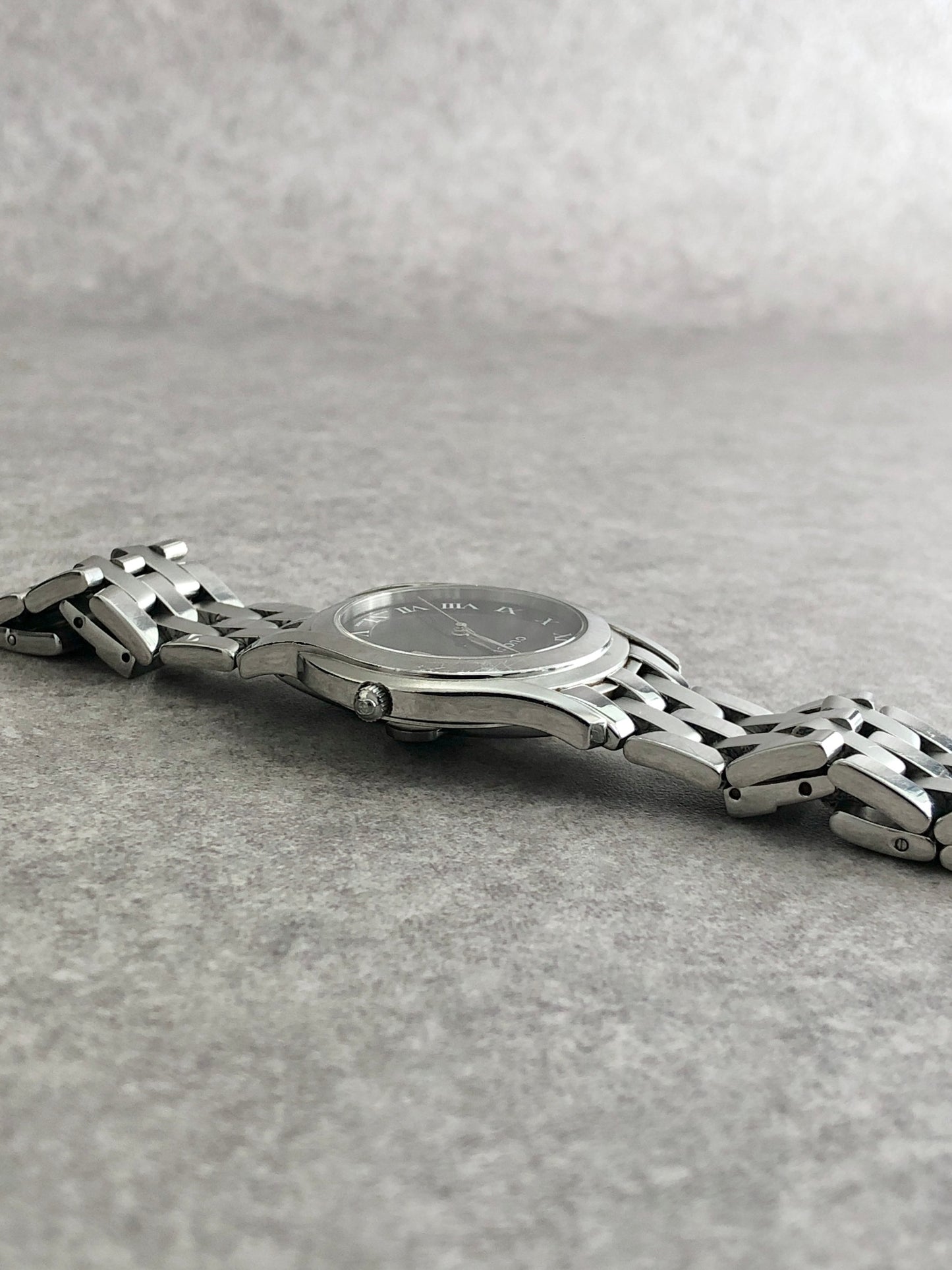 GUCCI Logo Quartz Watch Silver Vintage vx345b