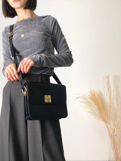 CELINE Gancini Leather Shoulder bag Black Vintage kmhh2a