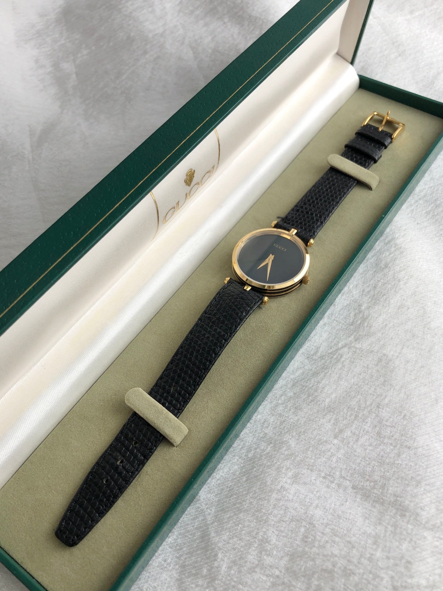 GUCCI Quartz Watch Black Vintage gipjhw