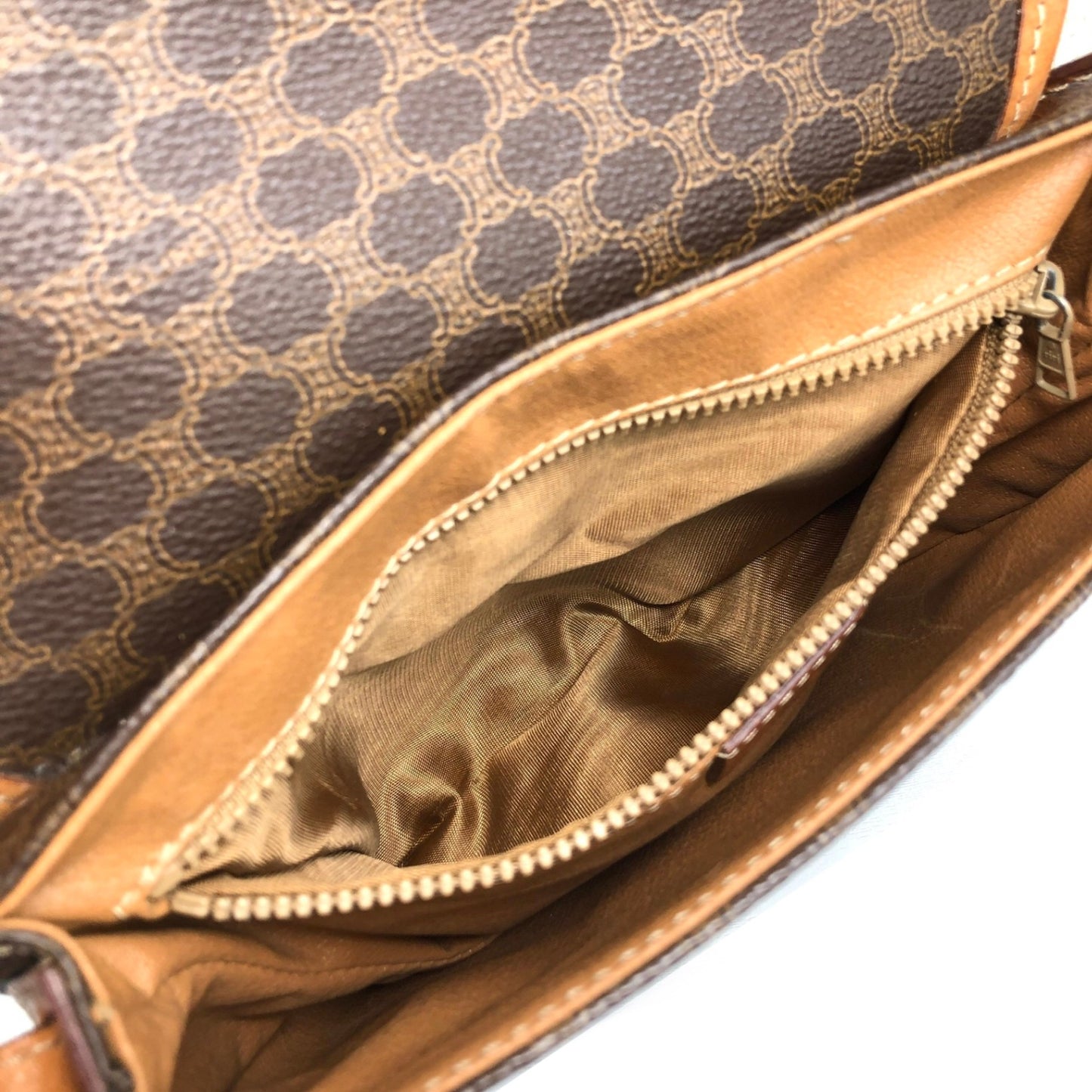 CELINE Macadam Blason Shoulder bag Brown Vintage ukvpkm